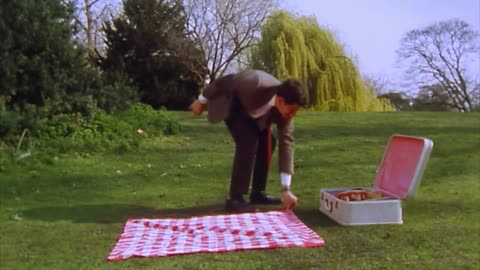 ATTENTION Mr Bean! Mr Bean Full Episodes Mr Bean Official
