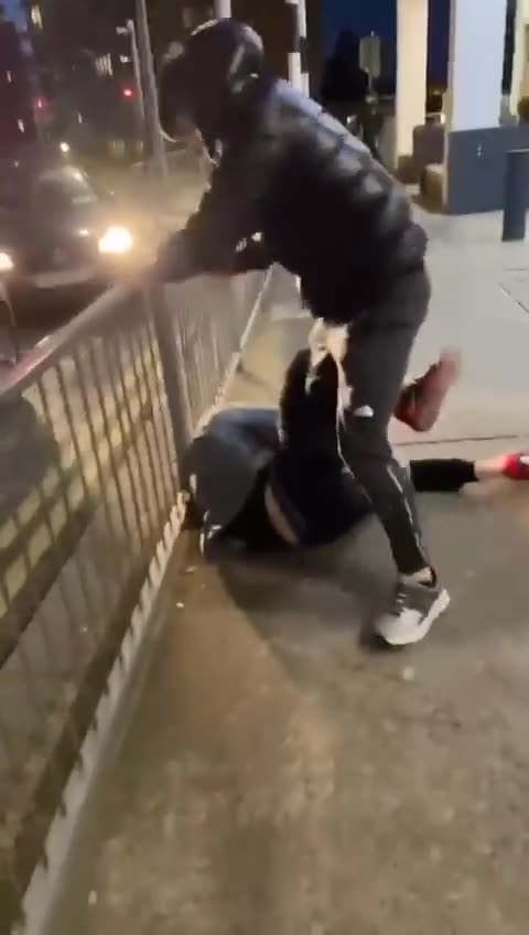 IRISH LAD NEARLY GETS STABBED BY FOREIGN MAN