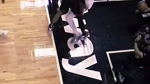 Caleb Martin tackled him 😬