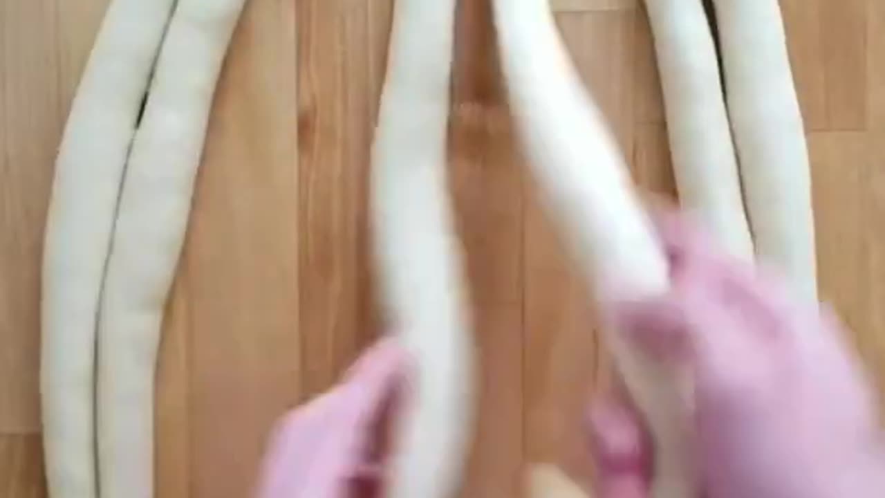 Make your own croissants in 5 minutes #croissant #funny #rumble