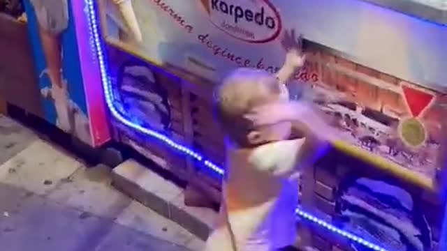 Turkish ice cream customers full anti kill