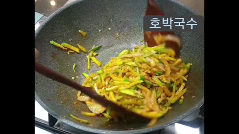 pumpkin noodles
