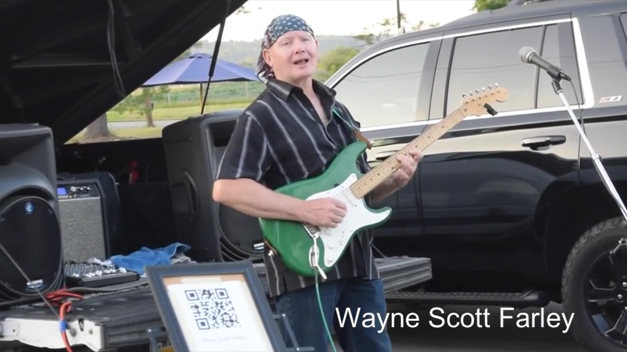 Wayne Scott Farley plays Sweet Home Alabama for Jimmy's Ice Cream