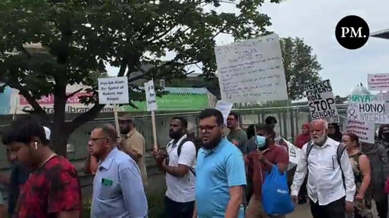 A large group of Muslims gathered in Mississauga, Ont. to protest against trans and LGBTQ2SI+