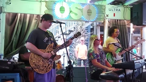 Funky Lampshades - LIVE @ OSO (Repo Man)