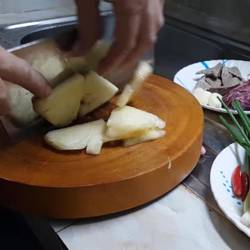 Cut pineapple for fried recipe