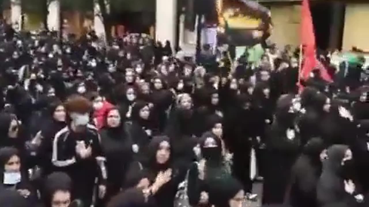 London comes to another standstill as Muslims chant & make a spectacle of themselves