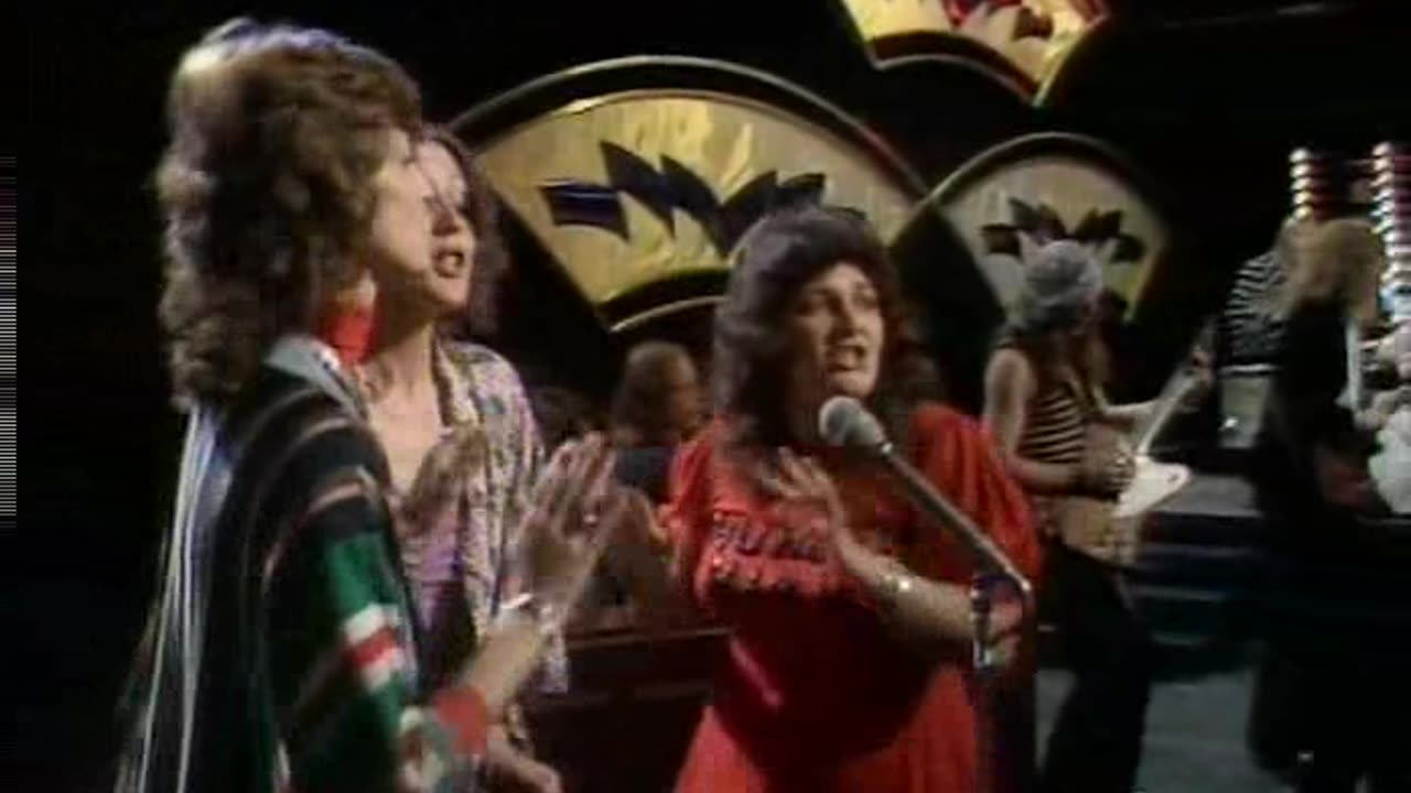 Mott The Hoople - Roll Away The Stone = Live Music Video TOTP 1972 (72013)