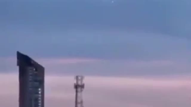FLEET OF UFOs EXTRATERRESTRIAL ORB FORMATION CHARIOTS OF GOD ANGELS🕎Psalms 68:17 “The chariots”