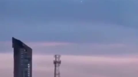 FLEET OF UFOs EXTRATERRESTRIAL ORB FORMATION CHARIOTS OF GOD ANGELS🕎Psalms 68:17 “The chariots”