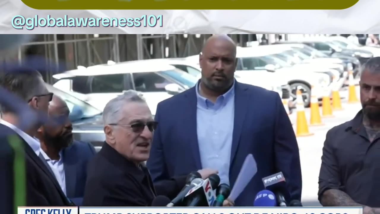 Robert De Niro With 2 Of The J6 Capitol Police Outside Trump Trial