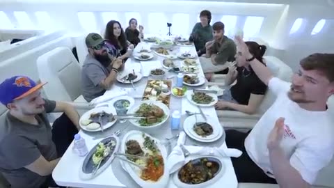 $1 vs $500,000 Plane Ticket! /Mr.Beast!!!!!