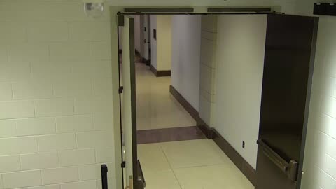 7183CVCULElevator#5Lobby_2021-01-05_07h20min00s937ms.mp4