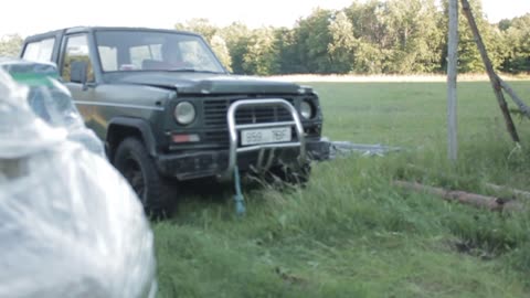 Nissan Patrol 160 Carry..ng GAZ 51