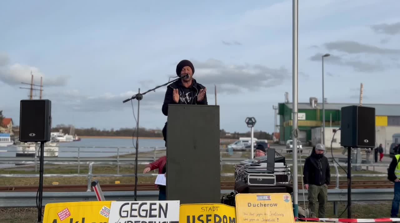 Wolgast-Eröffnung der Versammlung durch Martin 29-03-2022