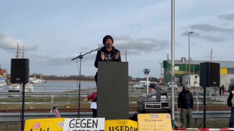 Wolgast-Eröffnung der Versammlung durch Martin 29-03-2022