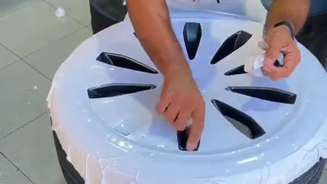 Painting design of automobile wheel hub pattern