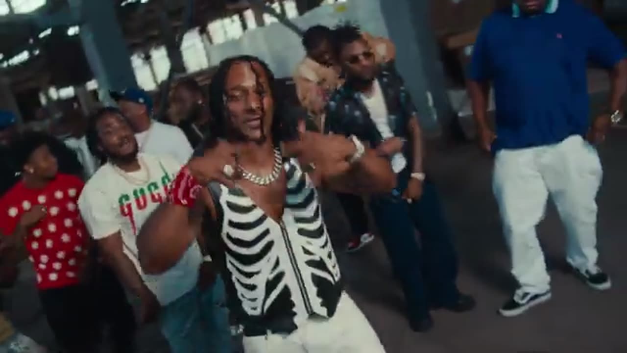 Big Hit - Wigglin' (ft. Mozzy & Hit-Boy) [Video]