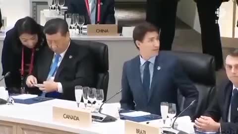 This is how World Leaders Treat Castrudeau :))