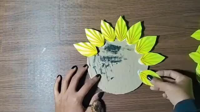 Beautiful & Easy Paper Wall Hanging CraftPaper Flower Craft Idea For Home DecorationWall Hanging