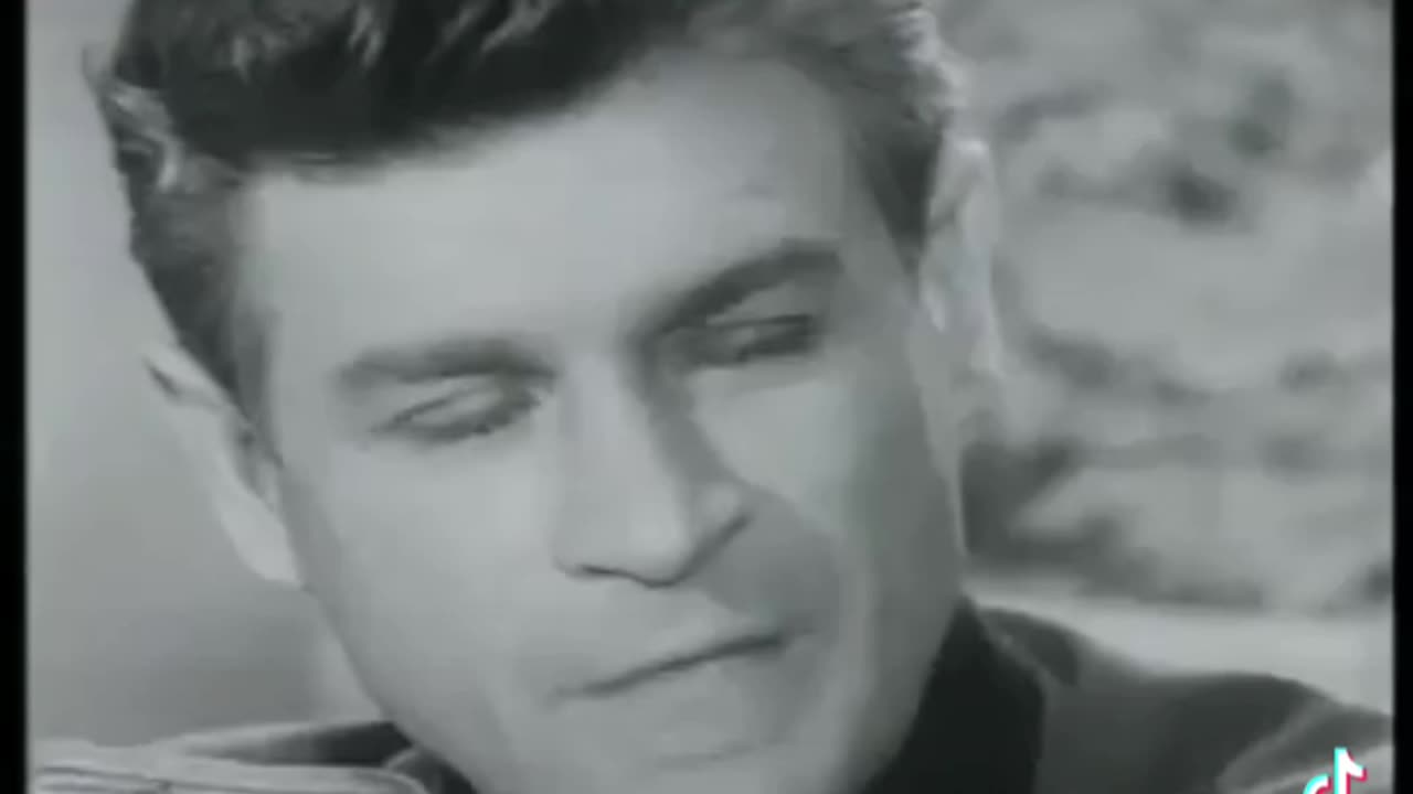 003 Genialne Dialogi, kultowe sceny z polskich filmów. Polecam. Sławomir Sikora