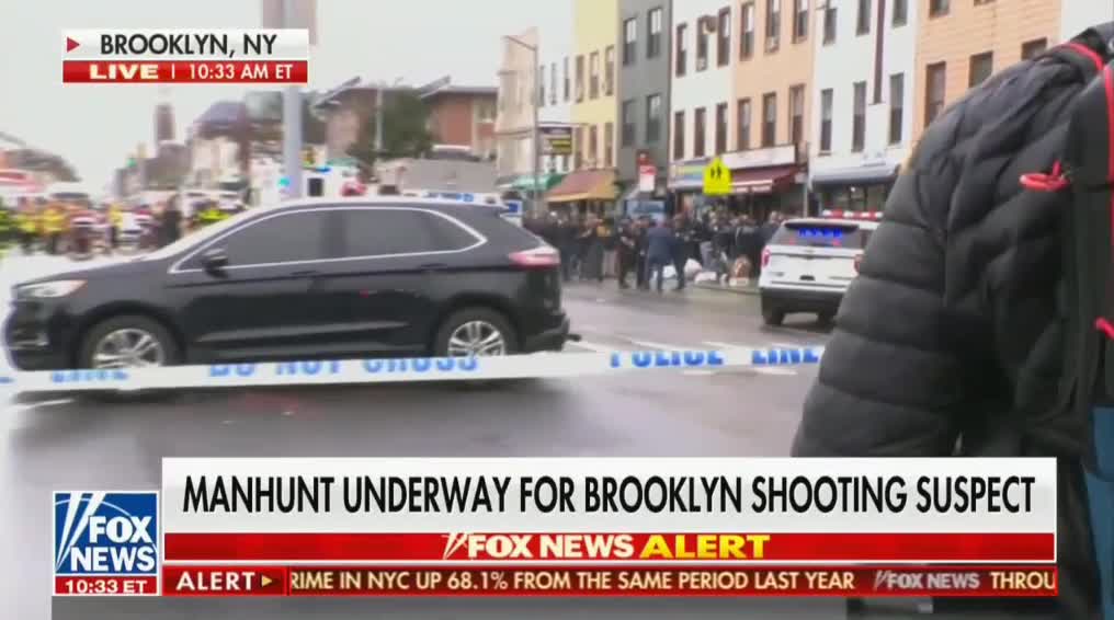 Fox Reporter Says Brooklyn Subway Gunman Was Black Man in Gas Mask