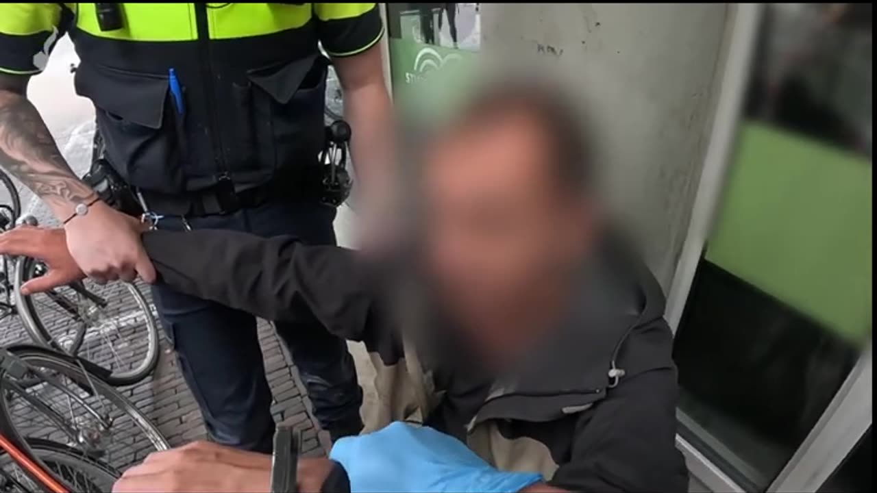 Wise Man Tells The Police The True (Politievlogger Jan-Willem)