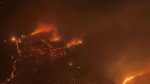 How did the boats catch on fire out in the ocean? #ExposeMaui