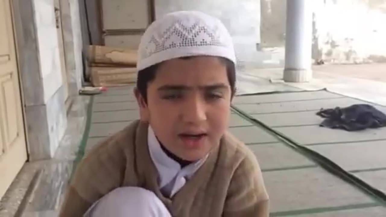 Amazing Qur'an Recitation of a Child