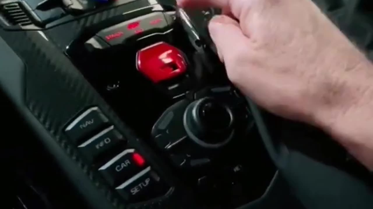 Lamborghini Aventador V12 Sound start engine.