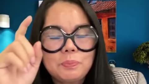 NAKIPAGCHUKCHAKAN SI LIZARD SA ISANG CERTAIN DA ZA