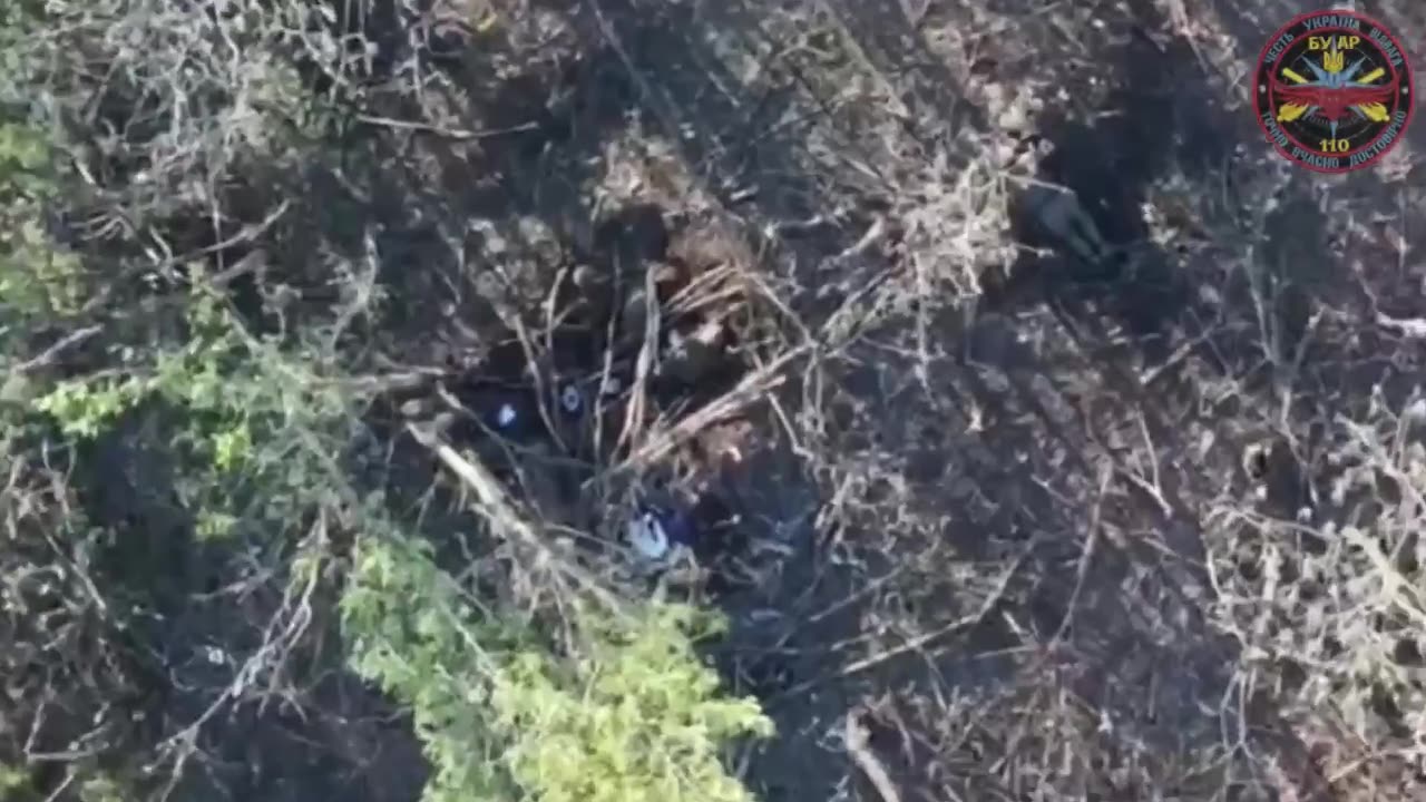 Ukrainian drones drop VOGs and grenades on Russian military personnel