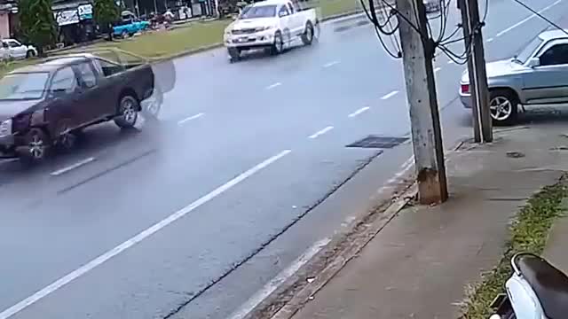 Caught on Camera EPIC SUV 4x4 FAILS COMPILATION 2022
