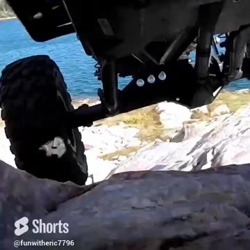 Axial RR10 Bomber 2.0 Savvy vs Some Really Big Rocks! #shorts #funwitheric #crawler #axial