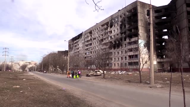 Ukraine urges Israel for help, war ravages Mariupol