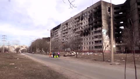 Ukraine urges Israel for help, war ravages Mariupol