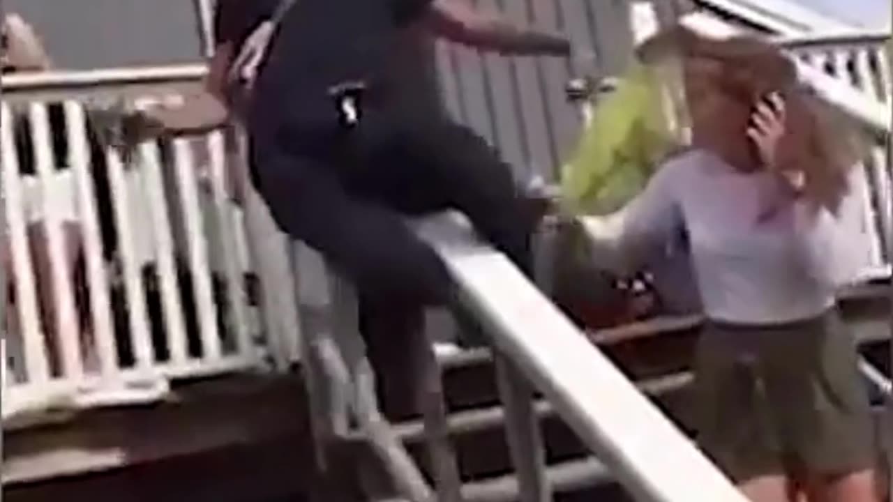 Funny fails videos 😅 Falls funny