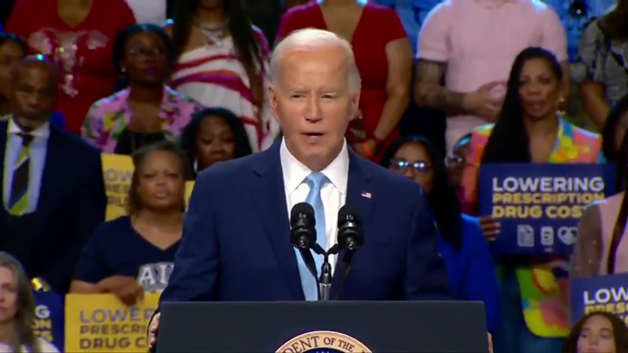 Biden instructs the audience to "beat the hell" out of Republicans