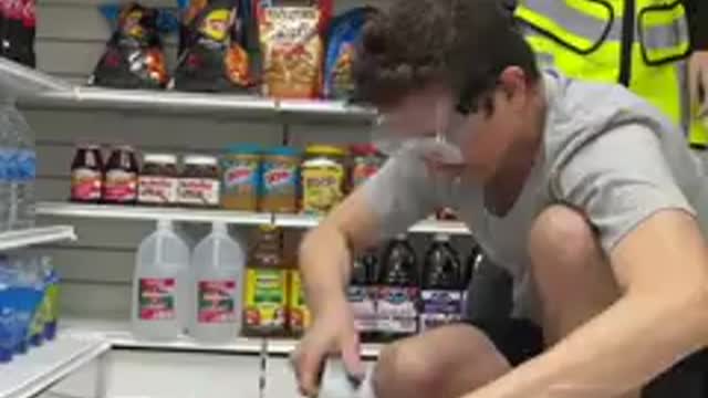 grocery trick makes employee call security…