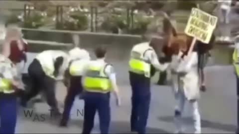 New Zealand Police Violence Towards Freedom Convoy Protesters