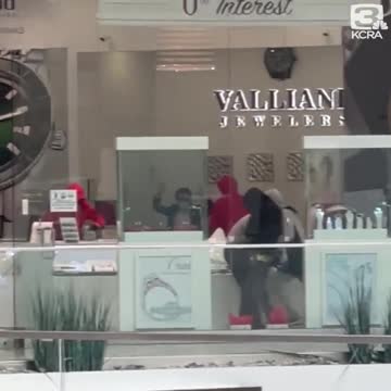 Brazen Smash-And-Grab Robbery Committed At California Jewelry Store