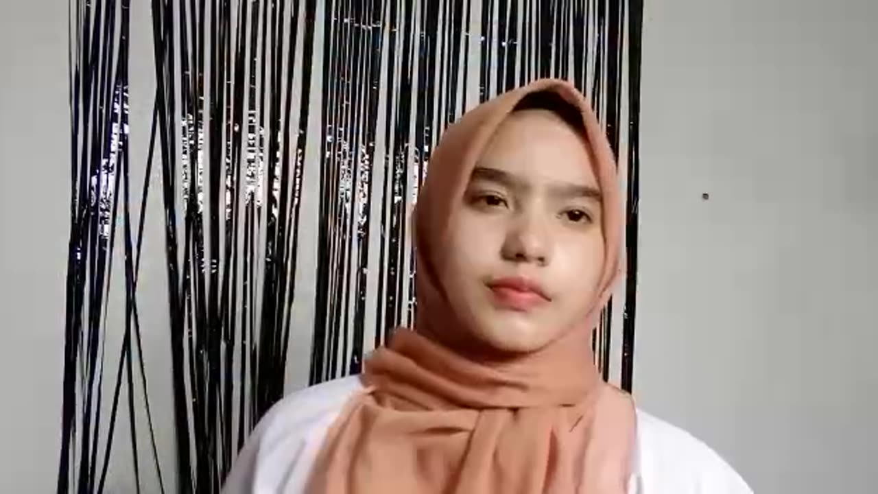 Blindfold Hijab Challenge