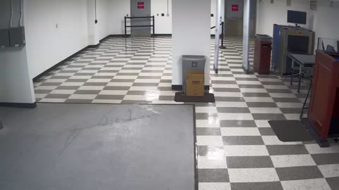 6127RHOBG3G3L4Lobby8Exterior_2021-01-05_01h00min01s640ms.mp4