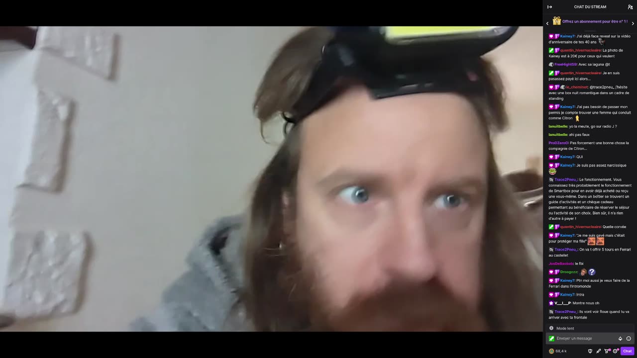 2023-04-04 (2bis.2) - Dégustation des cookies offerts à Marie - Twitch Meutemediatique (avec chat)