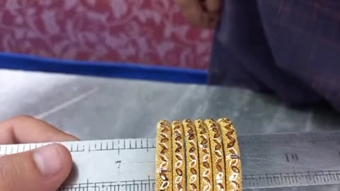 Latest Gold bangle design
