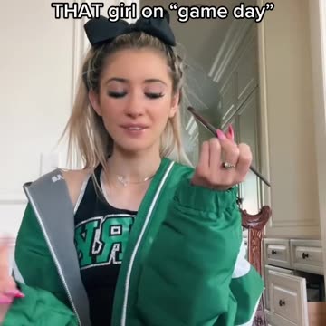 Voluptuous Oasis Presents: Sofia SanFilippo