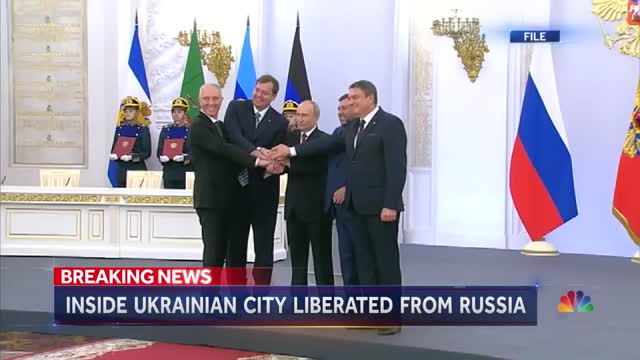 NBC News’ Richard Engel Gives Inside Look Into Newly Liberated City Of Kherson