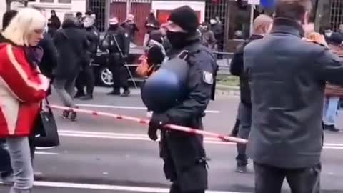 German Police Measuring The Distance 🤡