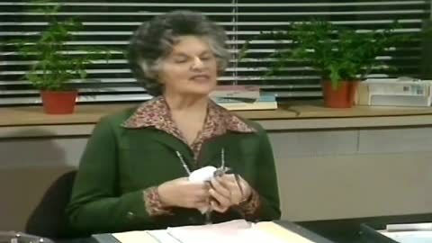 Mind Your Language - S01 - E08 - Better To Have Loved And Lost.mp4