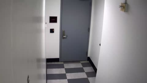 6149RHOBG3G301CStairwayLobbyEntry_2021-01-05_07h00min00s937ms.mp4